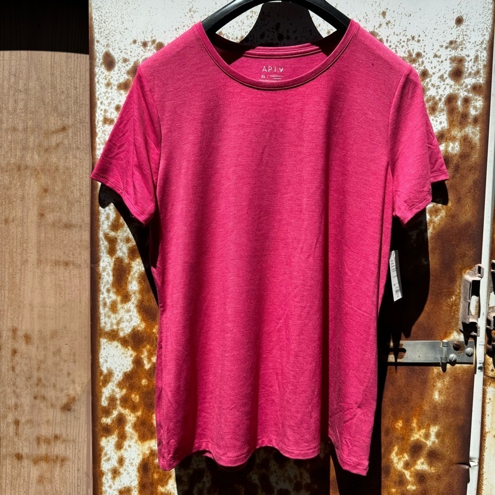 Apt.9 crew neck tee shirt - Picture 2 of 6